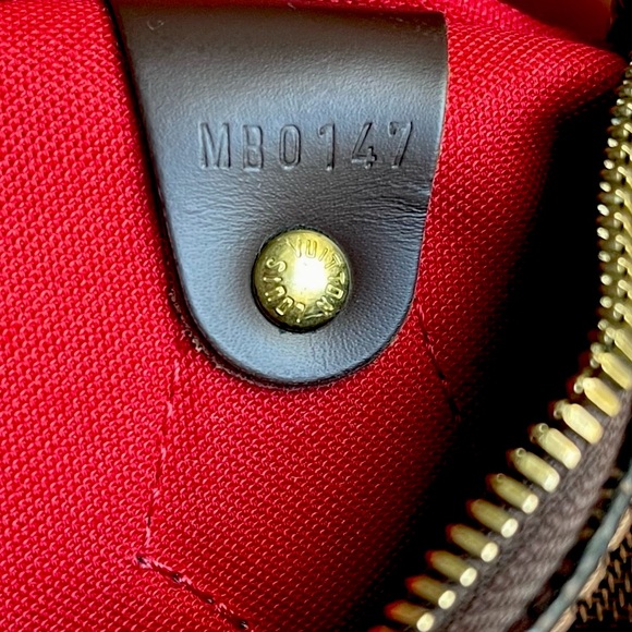 SOLD Authentic Louis Vuitton Speedy Bandouliere 25 Damier Ebene - Picture 4 of 12